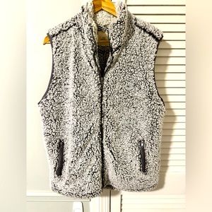 Thread Supply Sherpa vest size large